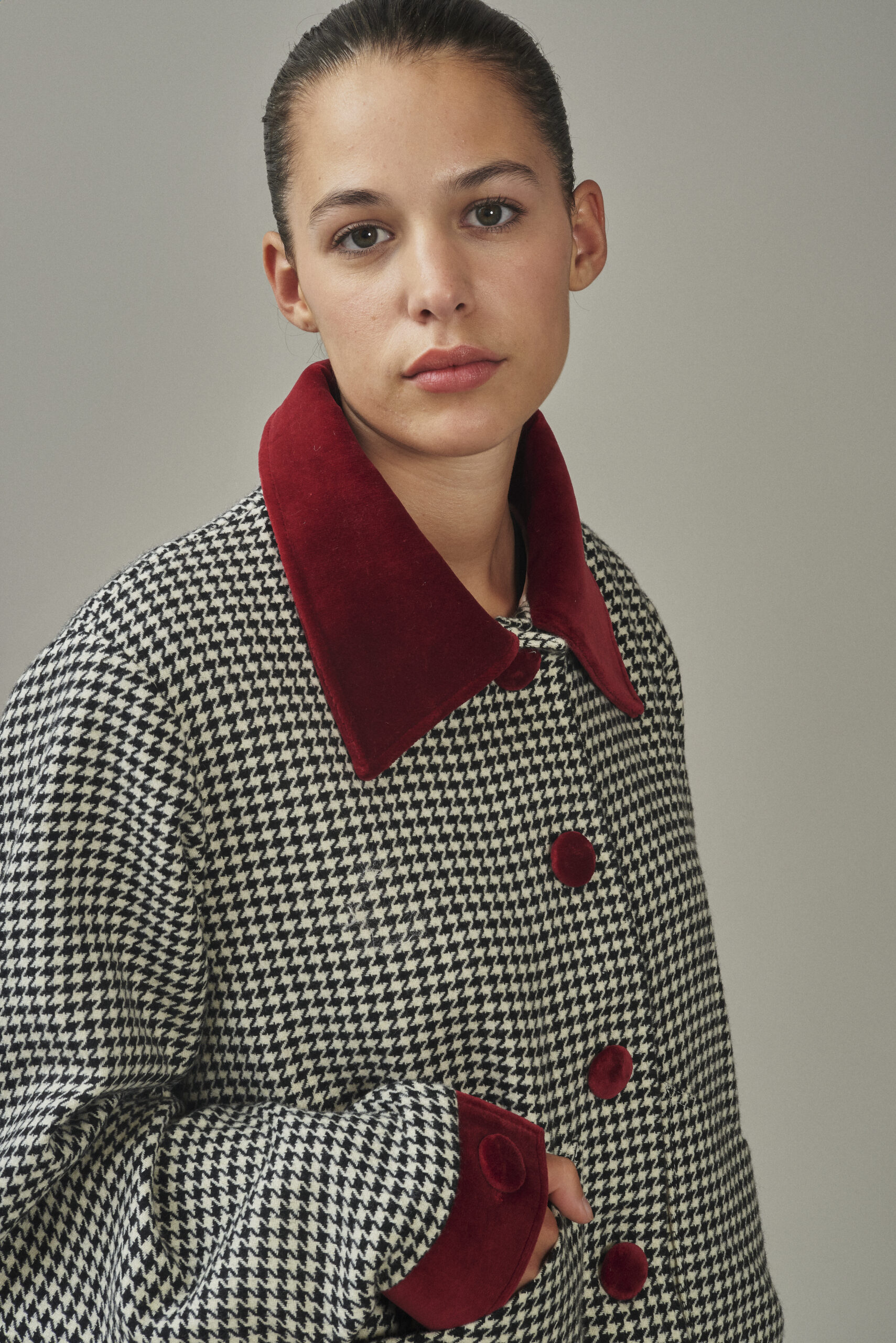 VESTE PIED DE POULE VELOURS ROUGE – Image 3